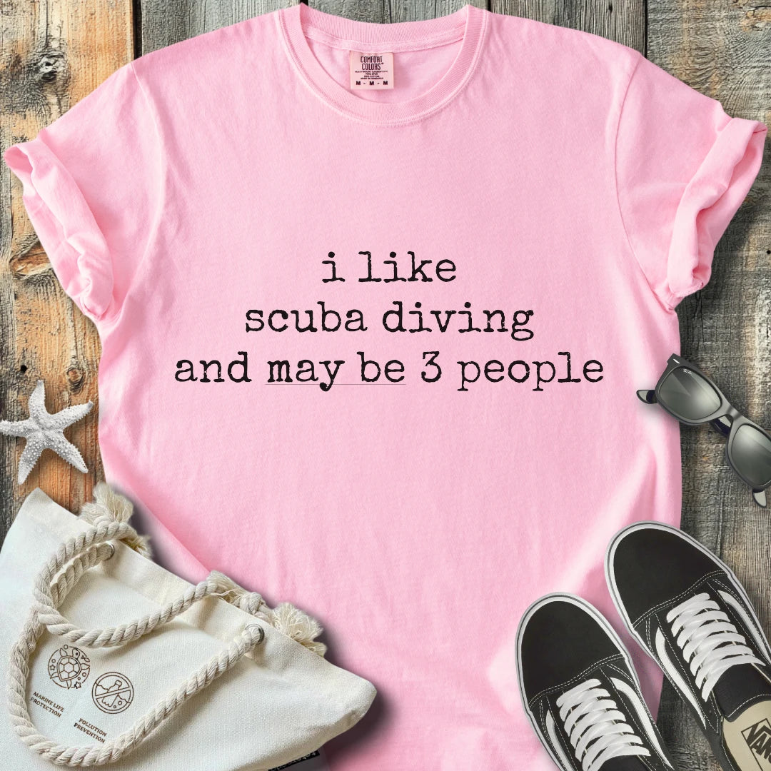Scuba diving & 3 people T-Shirt T2D82BW